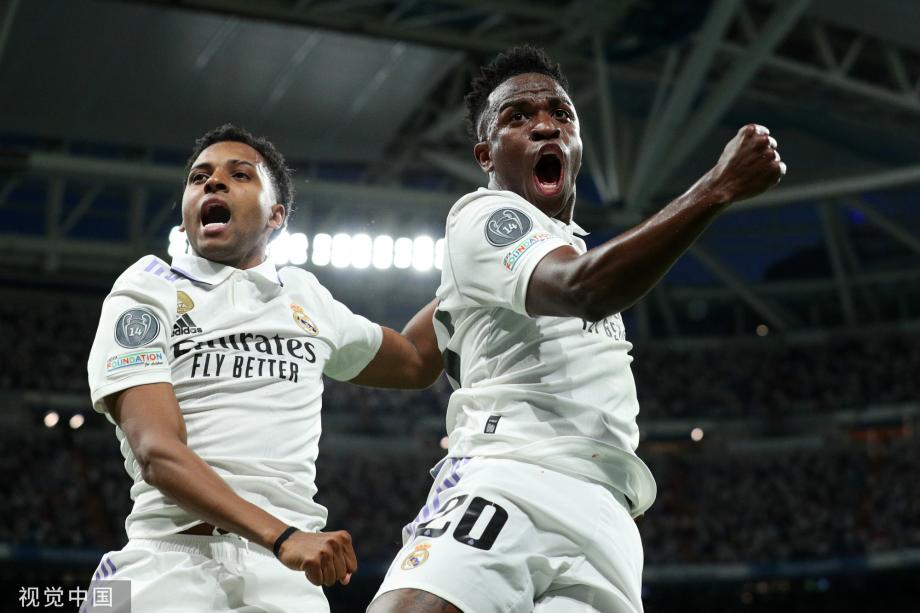 轻选手对网 轻选手对网