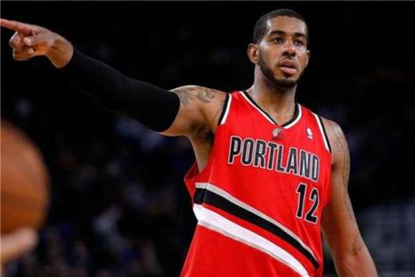 表现也为中 表现也为中