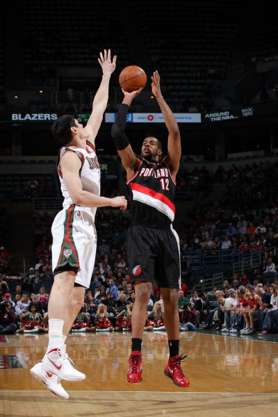 亨利手球未 亨利手球未